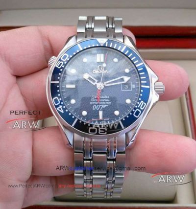 Replica Omega Seamaster 007James Bond Watch - Blue Bezel Stainless Steel 007 Dial